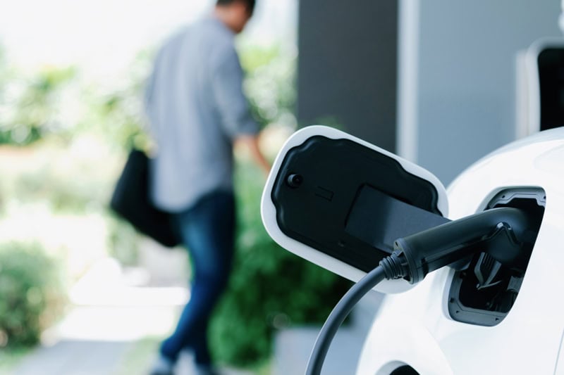 EV Chargers: What Affects Their Lifespan and How to Install One